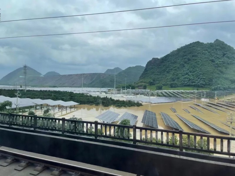 地面電站秒變漂浮電站，又一光伏電站被水淹！