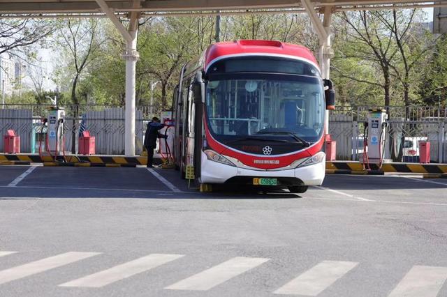 北京清潔能源、新能源公交車占比已超九成